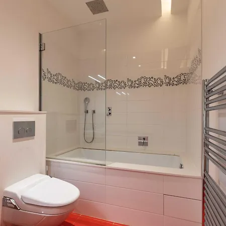 Sublime - 3bd-6p - Arc De Triomphe