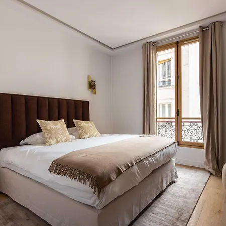 Sublime - 3bd-6p - Arc De Triomphe